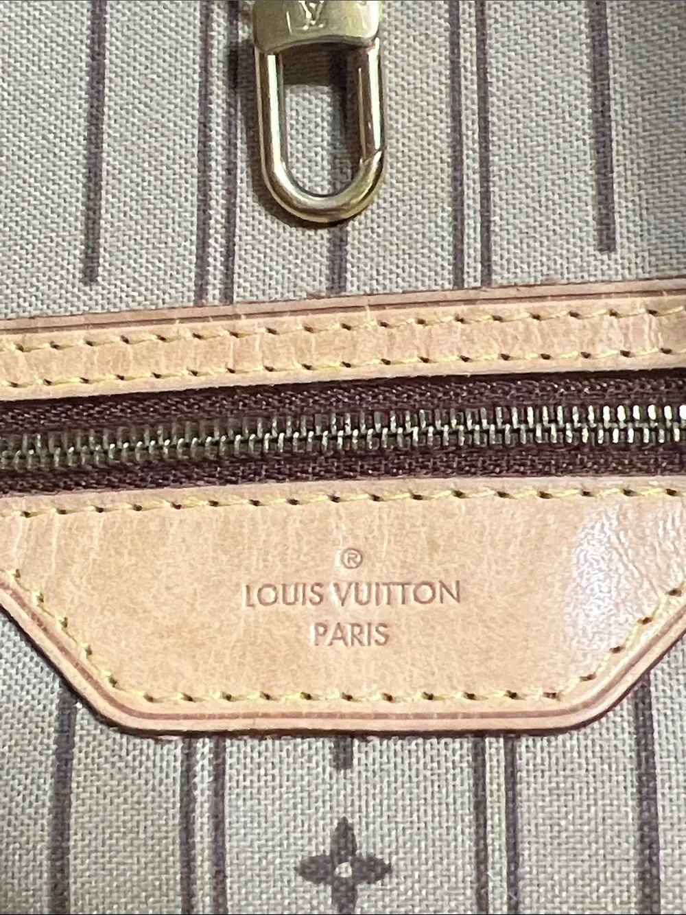 N/A authentic louis